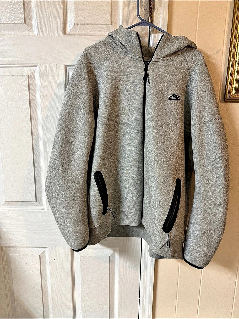 Nike Sportswear Tech Fleece Windrunner Full-Zip Hoodie Gray Medium